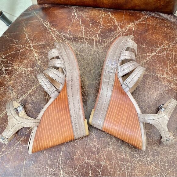 Frye taupe leather Corrina wedges sandals 6 - Picture 4 of 7